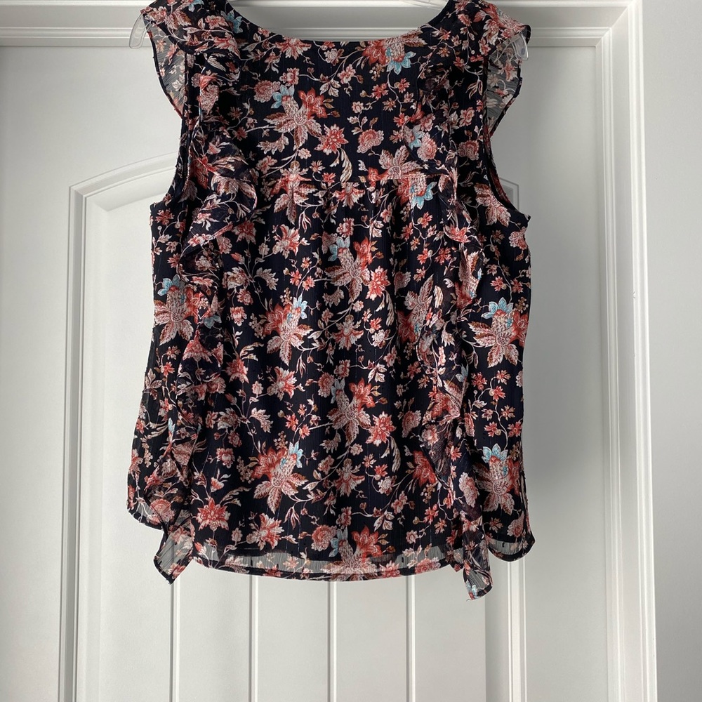 Express Ruffled Floral Top🌼🌺 - Picture 7 of 13